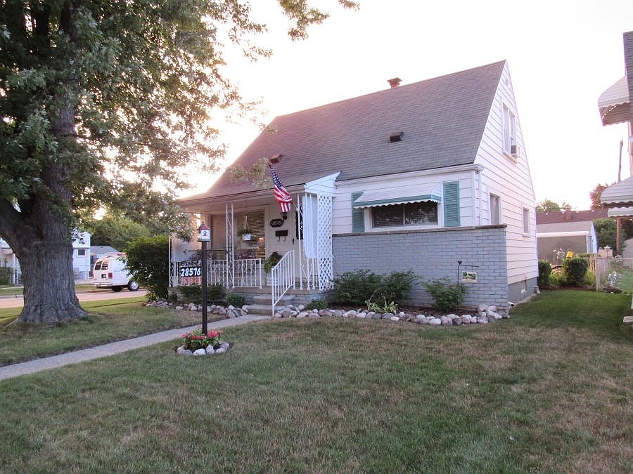 1st image of 28576 James St