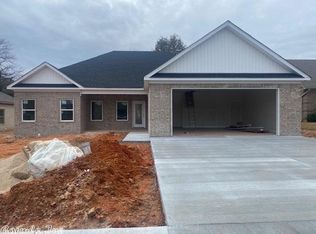 2519 Johnswood Village Dr, Bryant, AR 72022