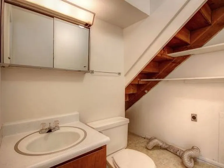 1010 Crescent Dr — Photo 18