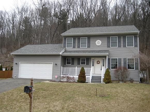 1st image of 16 Wightman Dr