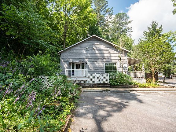 5th image of 111 Heritage Hollow Dr