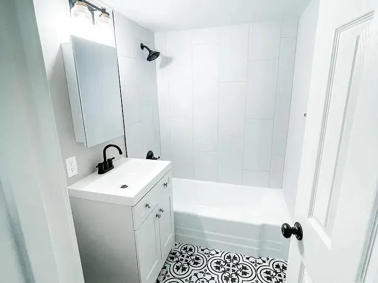 3335 Benton St #5 — Photo 4