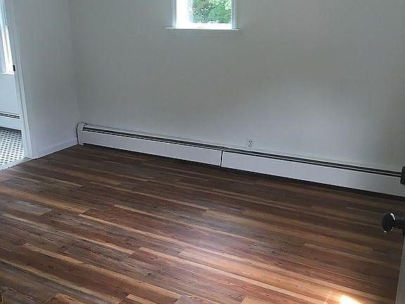 4th image of 114 Center St