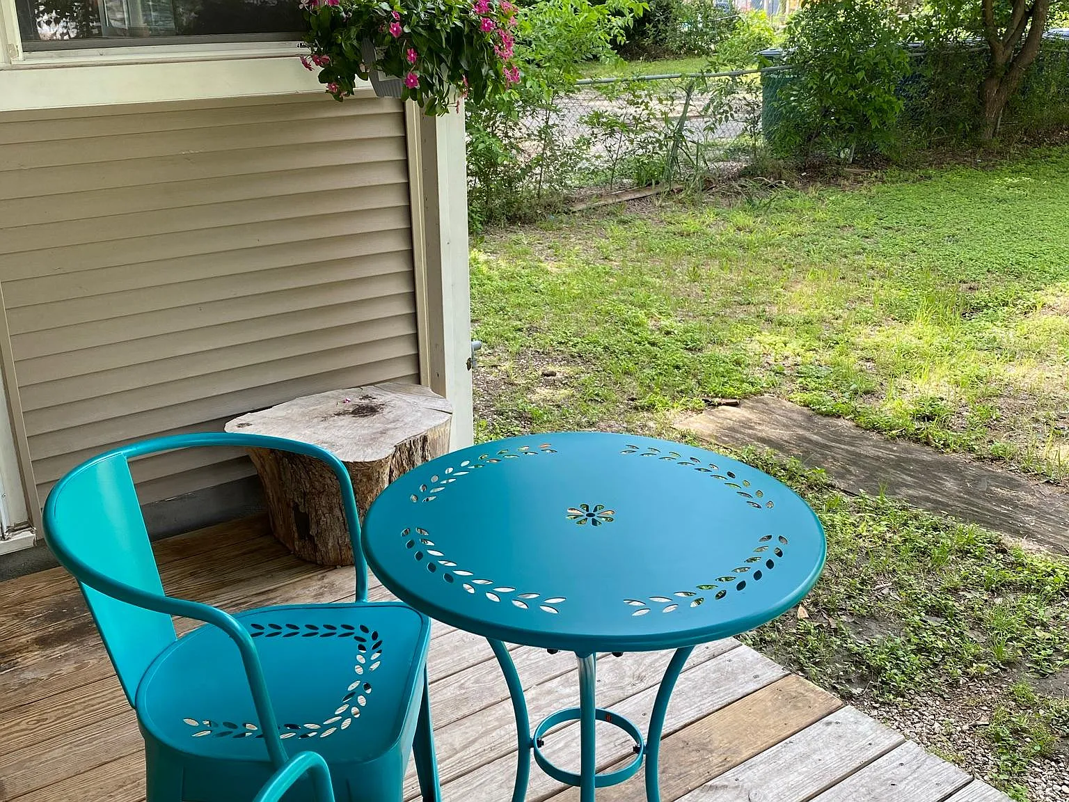 2 bed, 900 sqft, $1,300 — Photo 4
