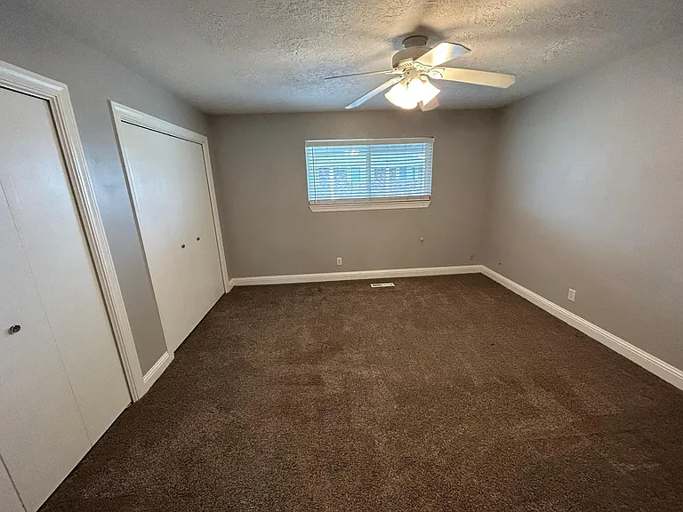 722 N 400 W #4 — Photo 12