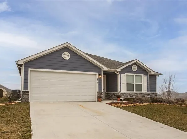 533 SE Laurel Dr, Blue Springs, MO 64014
