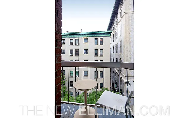 Rented by Douglas Elliman | media 16
