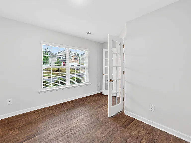 2037 Longshadow St — Photo 12