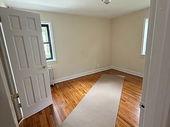 3rd image of 20-15 21st Ave #3C