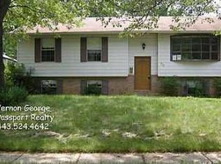 915 Lincoln St, Rockville, MD 20850