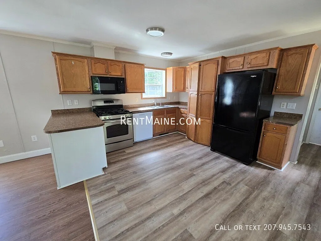 3 bed, 1064 sqft, $1,250 — Photo 2