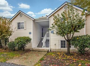 11002 SE Petrovitsky Rd UNIT A104, Renton, WA 98055