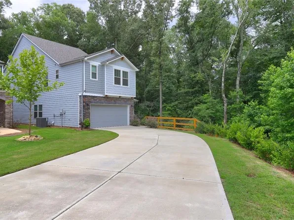 2709 Morgan Spring Trl, Buford, GA 30519