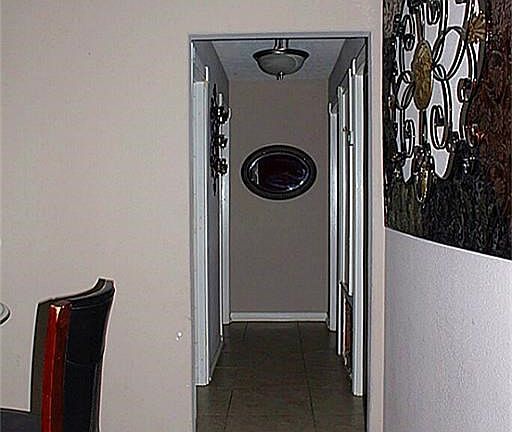 hallway to bedrooms