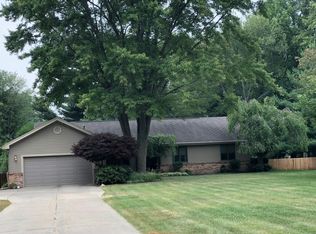 1011 Lee St, Algonac, MI 48001