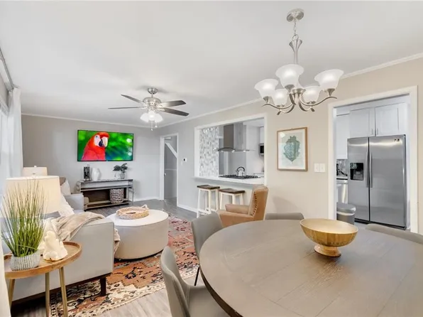 577 Kurtz Rd, Marietta, GA 30066