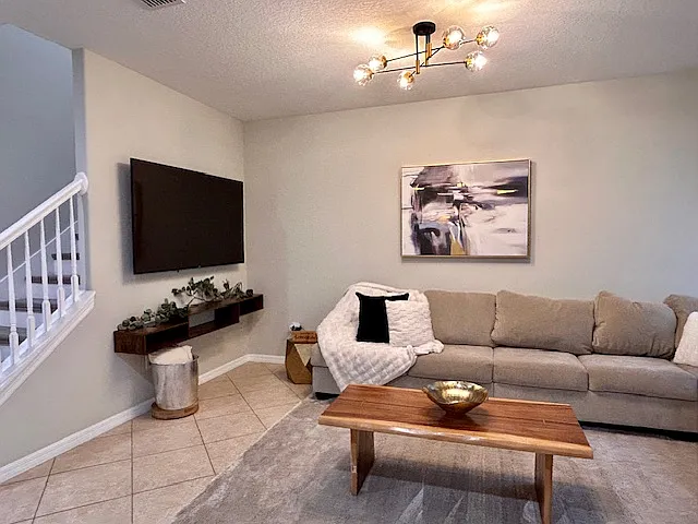 4338 Fennwood Ct — Photo 3