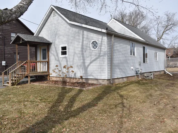 107 Blaine Ave, Turtle Lake, WI 54889