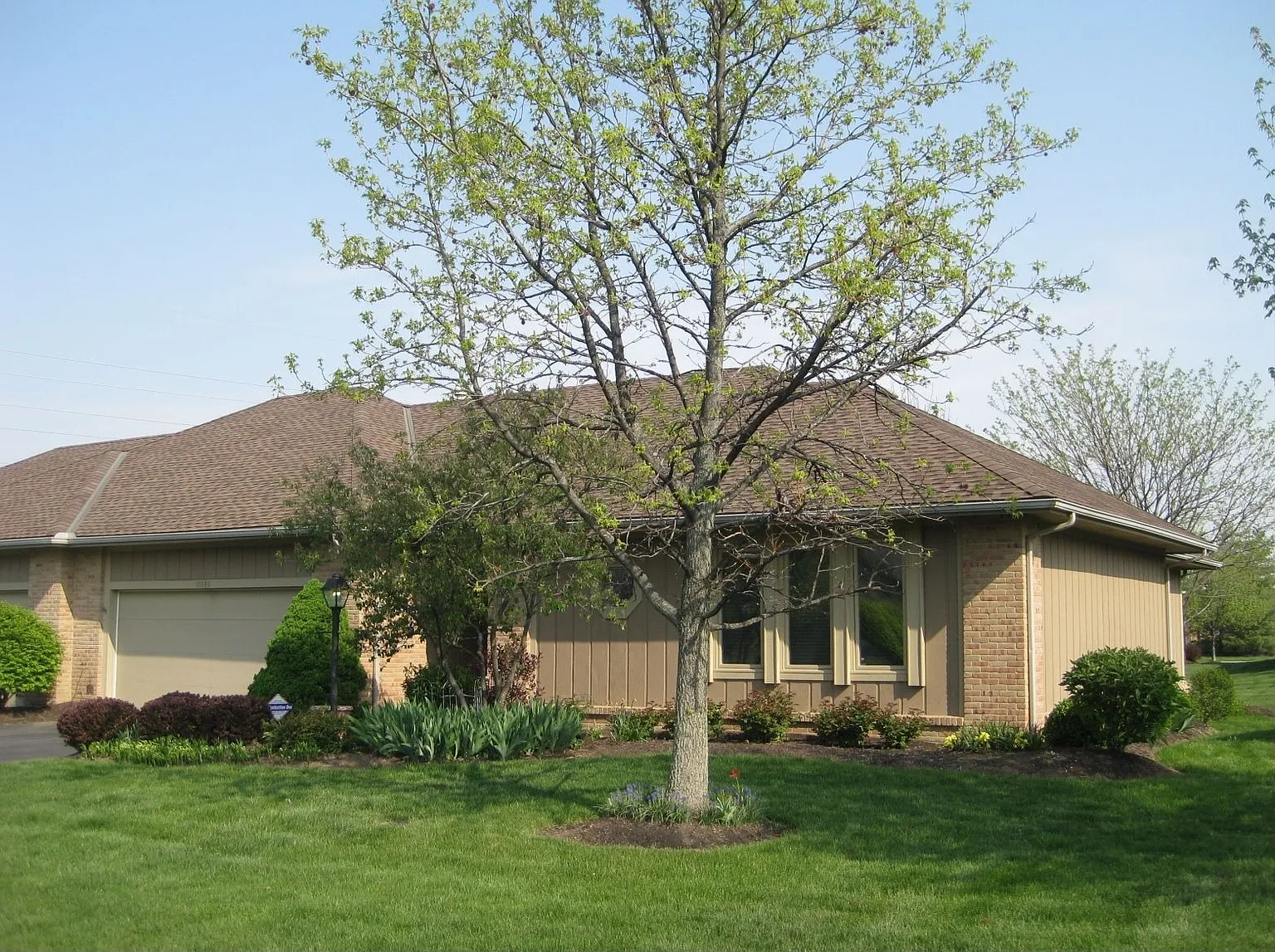 10380 Braemar Dr photo 1