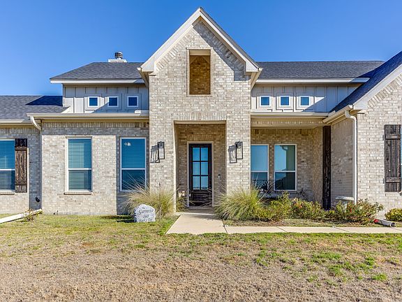 2nd image of 160 Rocky Top Ranch Ln