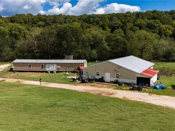 16380 Cove Crk N, Prairie Grove, AR 72753