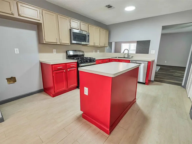 5216 Spring Branch Dr — Photo 7