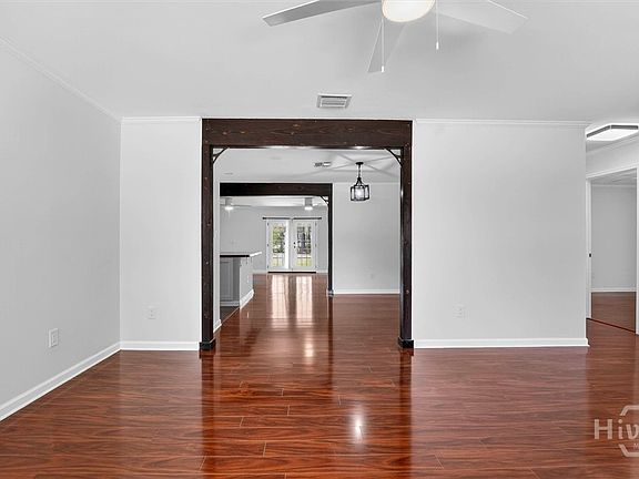 5th image of 217 Osteen Street