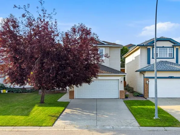 72 SE Arbour Crest Rd NW, Calgary, AB T3G 4L4