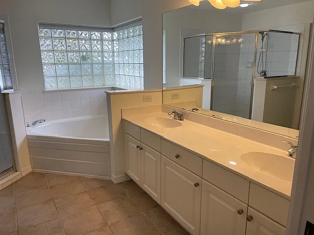 10158 Boca Cir — Photo 12