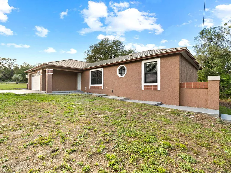 3 Olive Drive Run — Photo 21