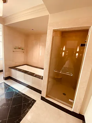 Rented by Metropolis Real Estate of Manhattan | media 8