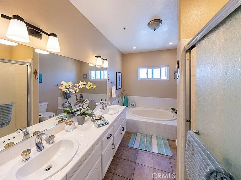 1516 Pacific Coast Hwy — Photo 10