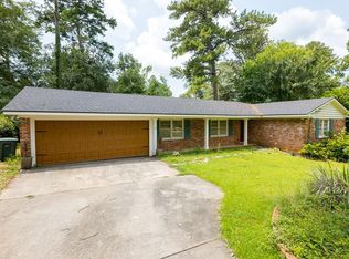 1211 Dellwood Dr, Valdosta, GA 31602