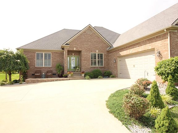 2nd image of 4039 Port Royal Dr