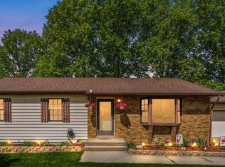 1916 Juniper St SW, Demotte, IN 46310