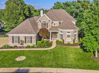 1274 Polo Lake Dr, Ballwin, MO 63021