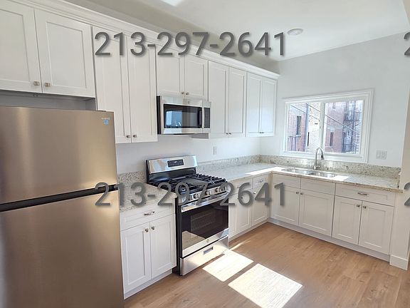 4th image of 2320 Ocean View Ave APT 21