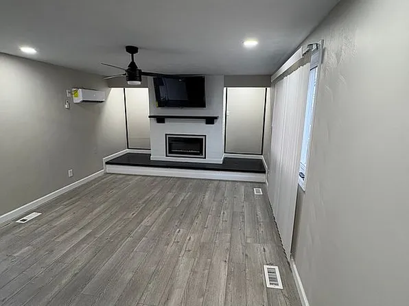 129 E McLaughlin Ave, Fairborn, OH 45324