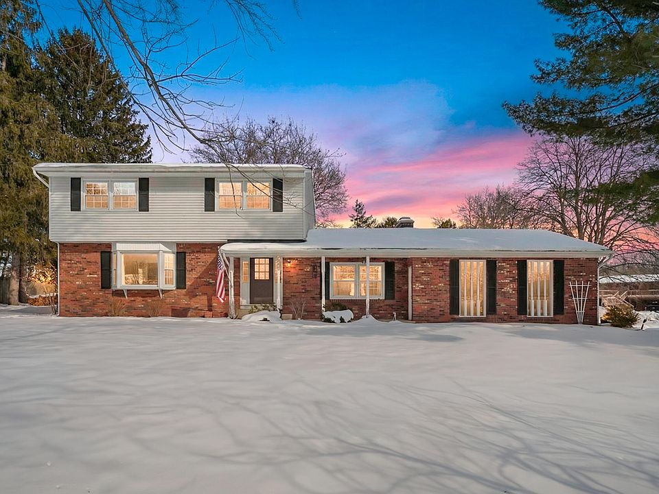 1st image of 1112 Woodview Dr