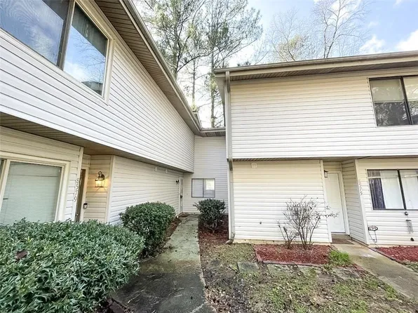 8577 Parkside Dr, Jonesboro, GA 30238