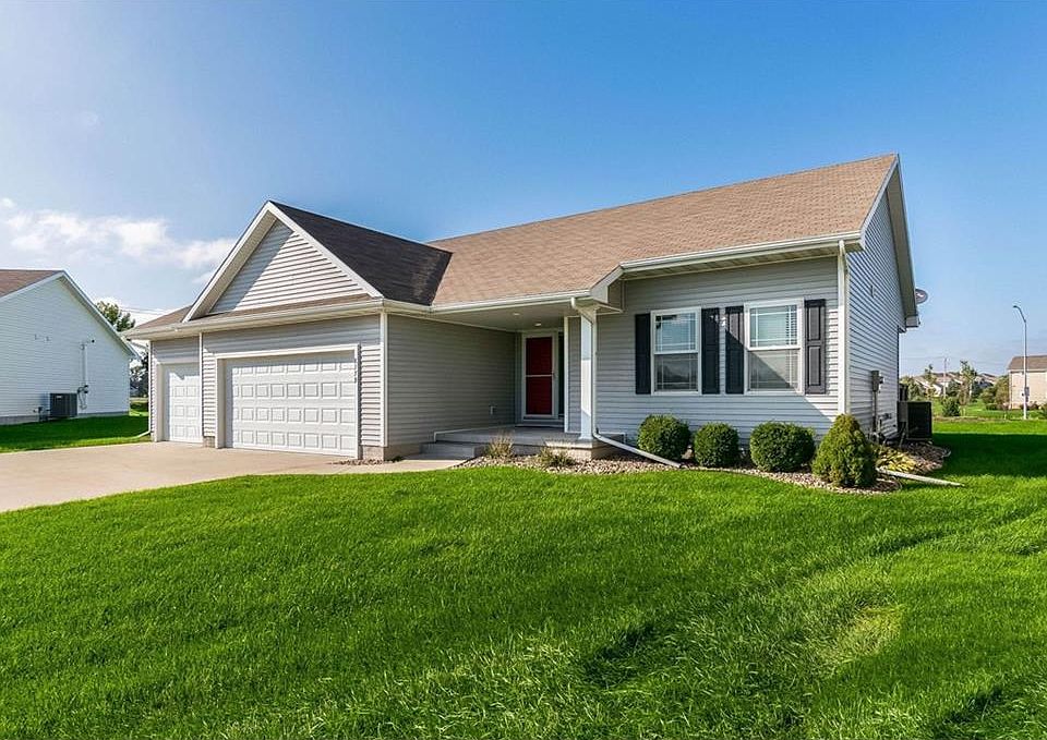 1st image of 8779 Stoneberry Dr