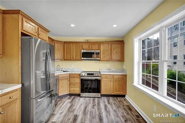220 Alder St — Photo 15