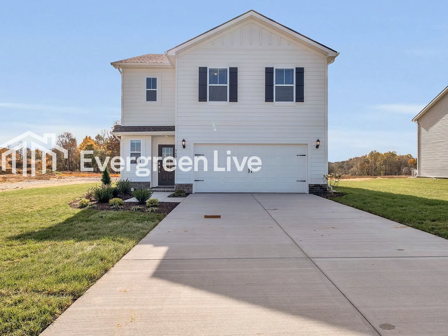 4 bed, 2.5 bath, 2011 sqft, $1,850 — Photo 1