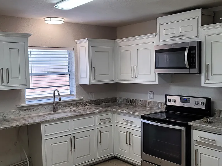 601 Riverview Ave — Photo 6
