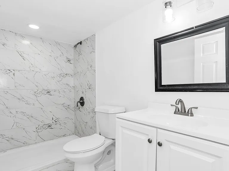 2735 Stuart Dr — Photo 39