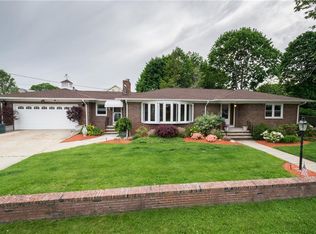 14 Custer Ave, Johnston, RI 02919