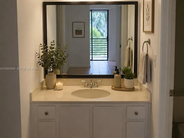 8050 W McNab Rd #206 — Photo 9