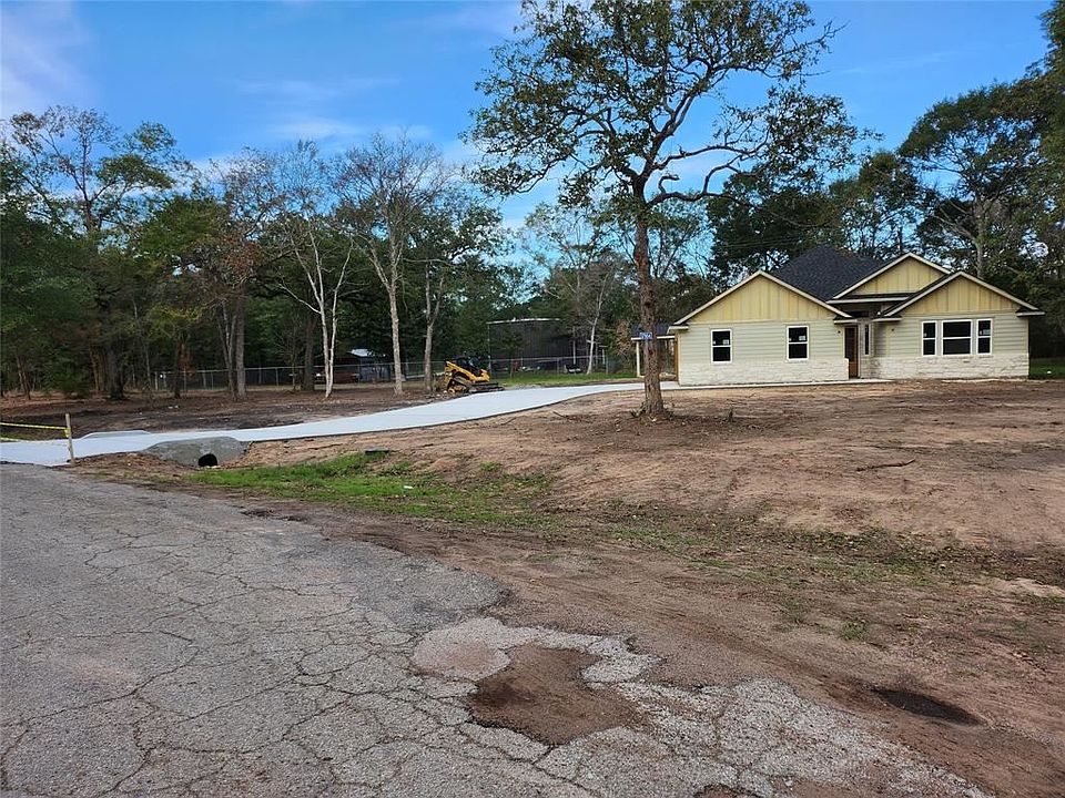 1st image of 37954 N Bonnie Lake Dr
