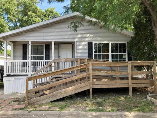 605 Sterling St W #605SW, Justice, IL 60458