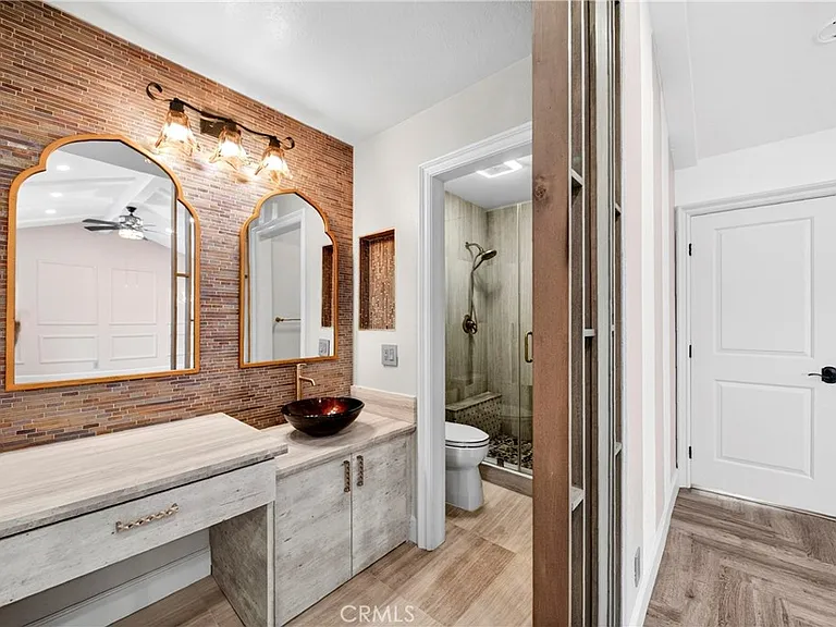 1034 Creekside Dr — Photo 26